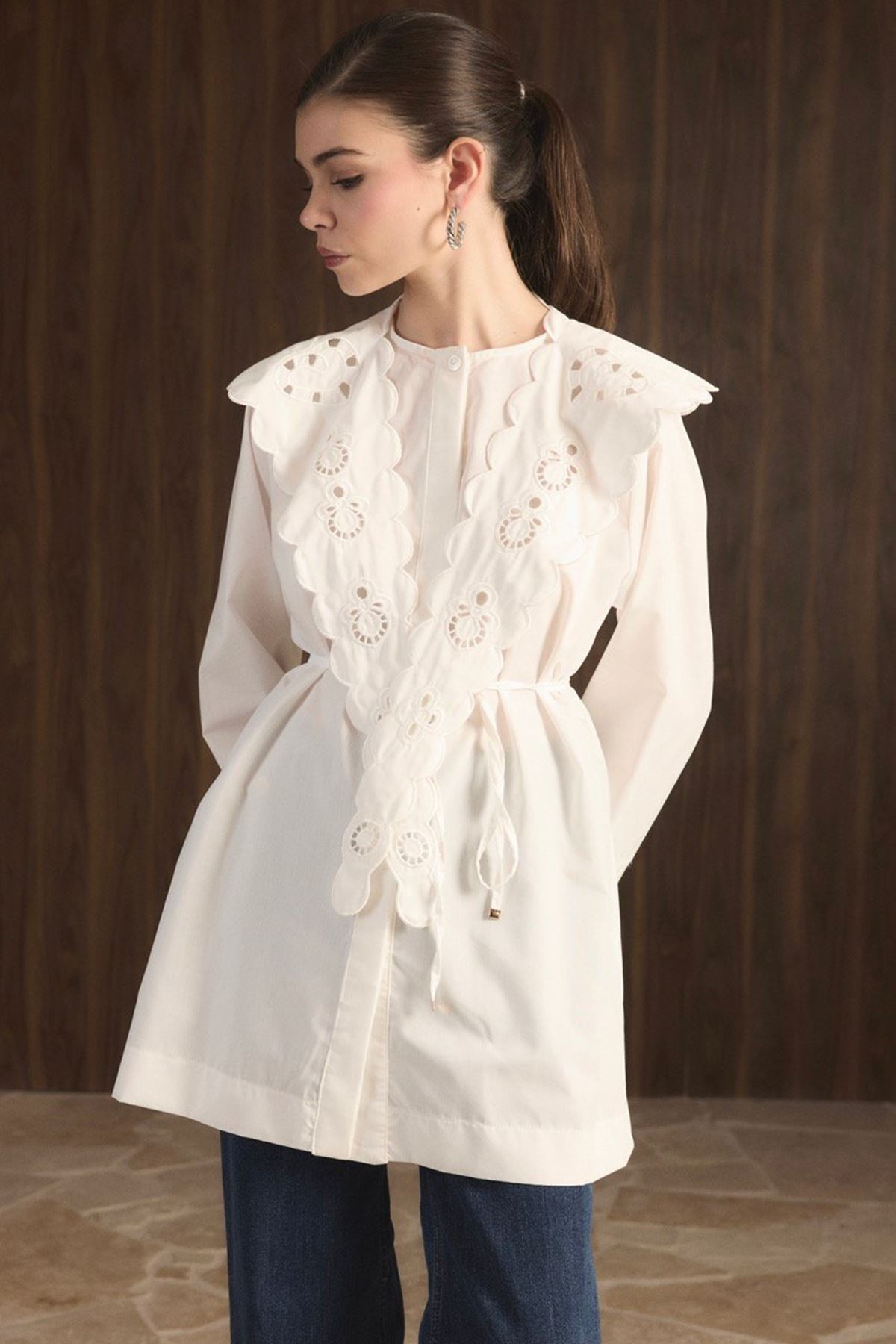 Yaka Nakışlı Dacron Gömlek Ekru