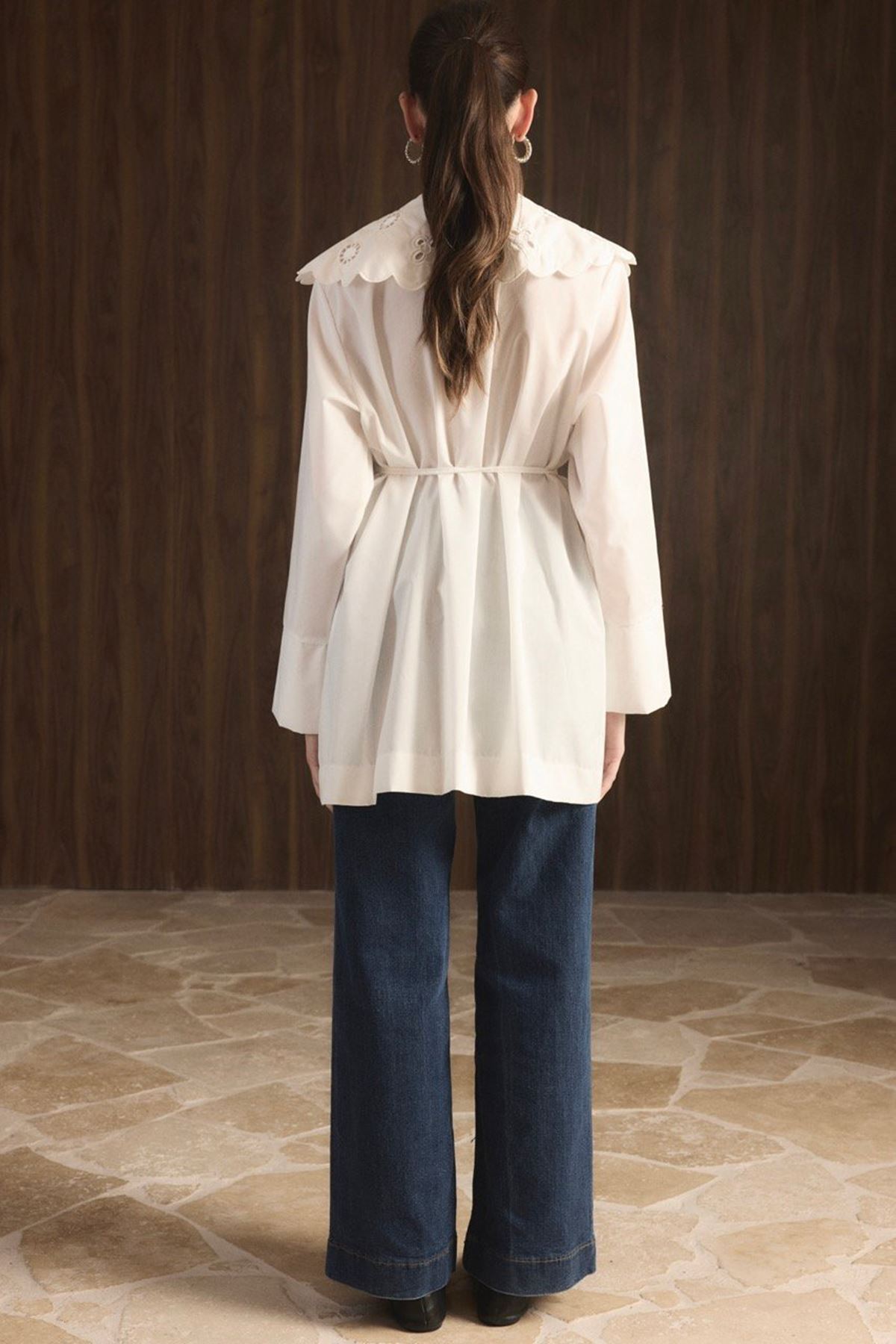 Yaka Nakışlı Dacron Gömlek Ekru