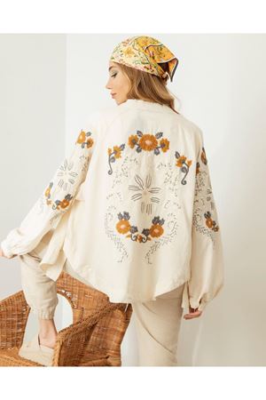 Kadın Oversize İşlemeli  Kap-krem