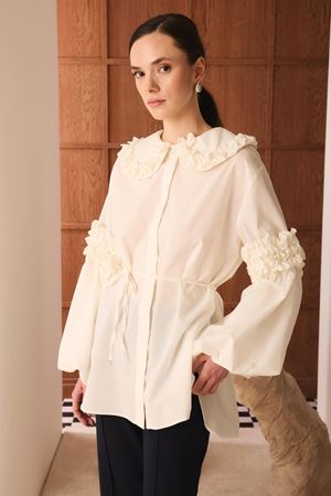 Shay Kol Ve Yakası Fırfırlı Gömlek - beyaz