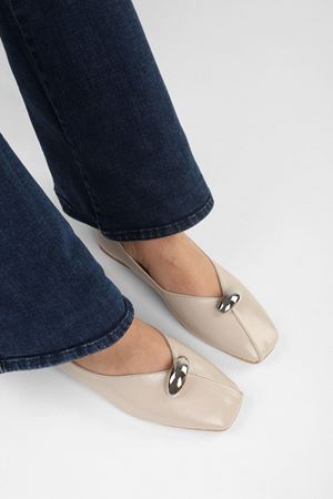 Kadın Melia  Cilt Toka Detaylı Babet-Ekru