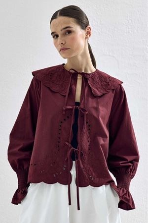 Kolları Gipe Detaylı Nakışlı Bordo Gömlek-Bordo