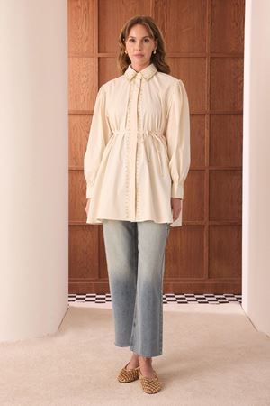 Ellinor Yaka Manşetli Taşlı Gömlek - Bej