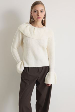 Elara Yaka ve Kol Detaylı Triko Kazak - Ekru