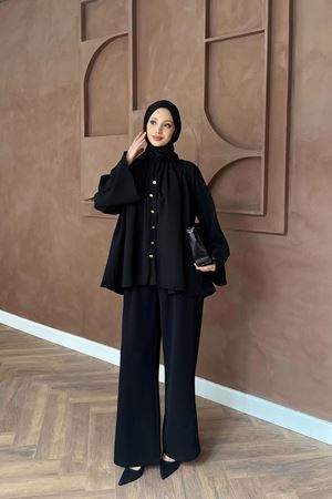 Pileli Pantolonlu Takım - Siyah