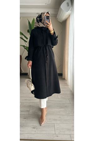 Amine Kübra Trenç-Siyah