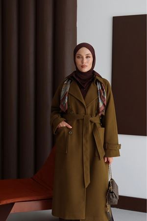 Cepli Düğme Detaylı Kaban